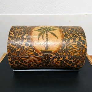 Tommy Bahama Style Chest